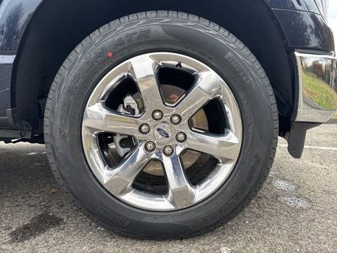 Used 2022 Ford F150 Lariat w/ Max Trailer Tow Package image 13