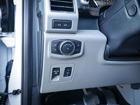 Used 2018 Ford F150 Lariat w/ Equipment Group 502A Luxury image 23