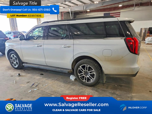 Used 2025 Ford Expedition Max Active AWD/4WD image 3