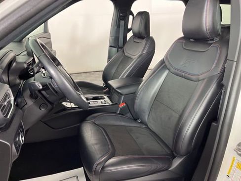 Used 2024 Ford Explorer ST w/ Equipment Group 401A AWD/4WD image 18