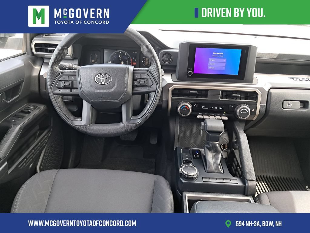 Used 2025 Toyota Tacoma SR5 AWD/4WD image 16