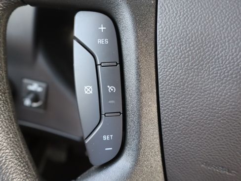 Used 2025 Chevrolet Express 3500 LS RWD image 20