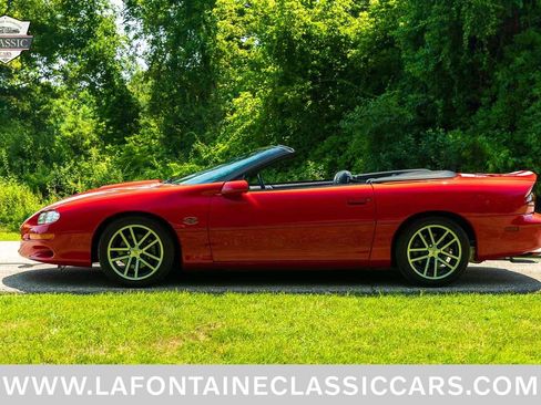 Used 2002 Chevrolet Camaro Z28 w/ SS Performance/Appearance Pkg RWD image 41