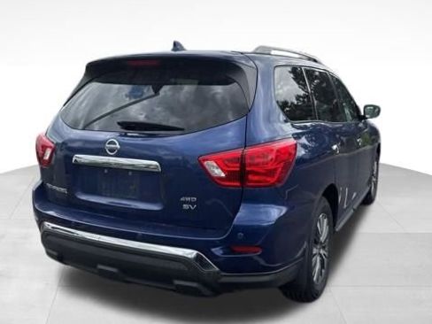 Used 2019 Nissan Pathfinder SV AWD/4WD image 7