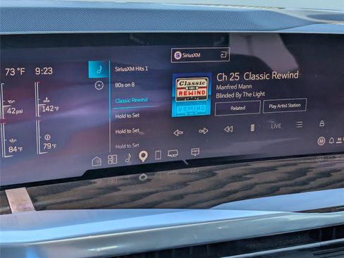 Used 2025 Cadillac Escalade Sport Platinum w/ LPO, ONYX Package AWD/4WD image 24