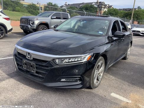 Used 2019 Honda Accord EX image 4
