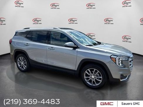 Certified 2024 GMC Terrain SLT w/ Infotainment Package II AWD/4WD image 1