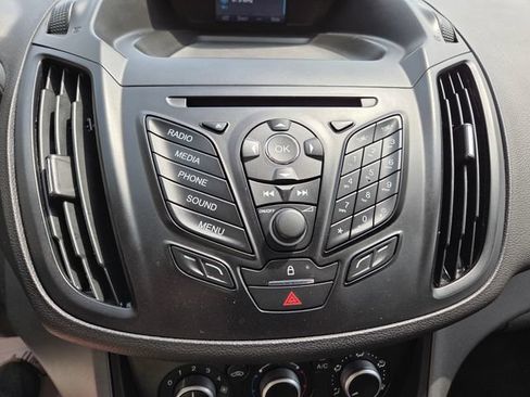 Used 2014 Ford Escape S w/ Equipment Group 101B FWD image 32
