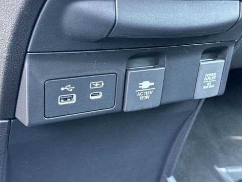 New 2026 Honda Odyssey Touring image 12