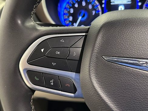 Used 2023 Chrysler Voyager LX FWD image 38