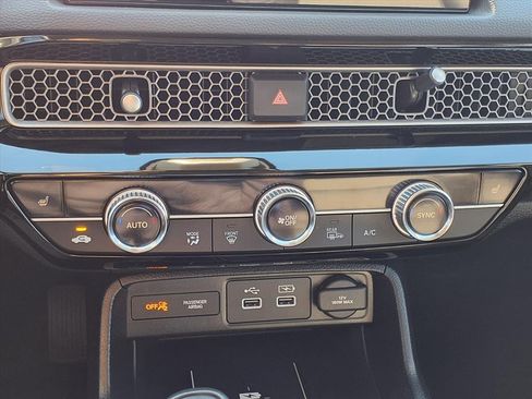 Used 2024 Honda Civic Touring image 21