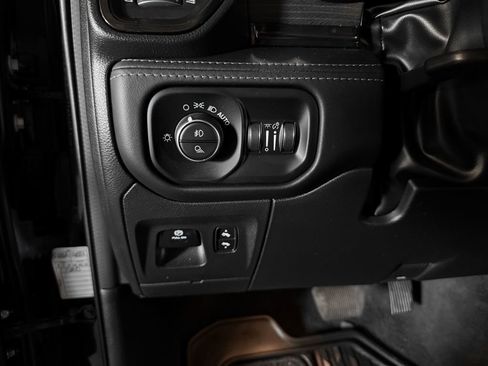 Used 2023 RAM 1500 Limited image 25