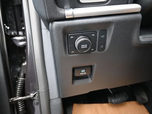 New 2025 Ford Expedition Active AWD/4WD image 11
