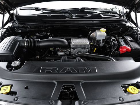 Used 2023 RAM 1500 Big Horn AWD/4WD image 7