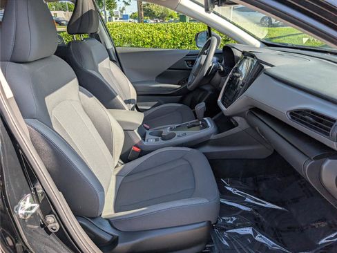 Used 2025 Subaru Crosstrek 2.5i Premium AWD/4WD image 12