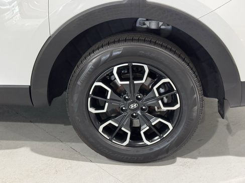 Used 2023 Hyundai Santa Cruz SEL w/ Cargo Package image 39