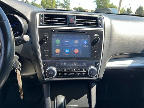 Used 2019 Subaru Outback 2.5i Premium AWD/4WD image 17