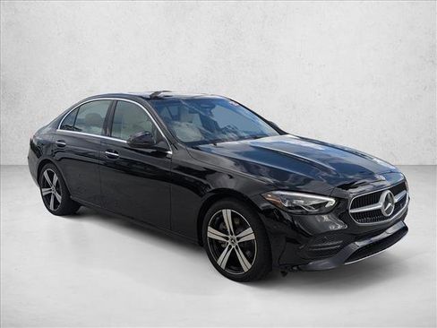 Used 2025 Mercedes-Benz C 300 Sedan image 3