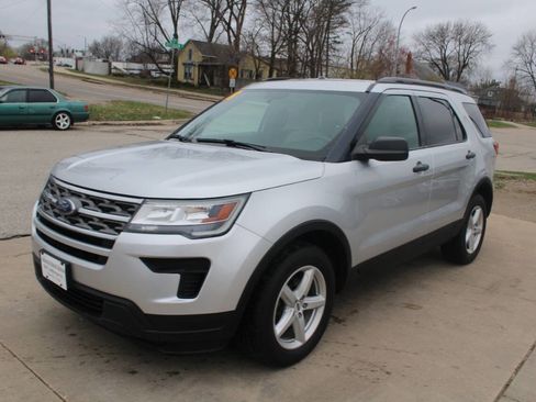 Used 2018 Ford Explorer 4WD image 4