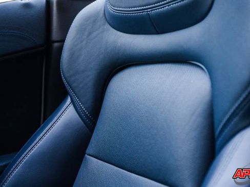 Used 2013 Chevrolet Corvette Grand Sport w/ 4LT Preferred Equipment Group image 21