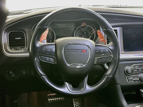 Used 2020 Dodge Charger R/T RWD image 17