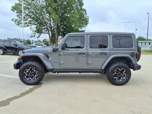 Used 2021 Jeep Wrangler Unlimited Rubicon 4xe w/ Steel Bumper Group AWD/4WD image 8