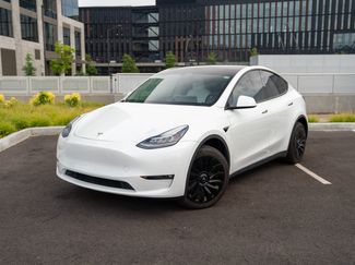 Used 2023 Tesla Model Y Long Range AWD/4WD video 1
