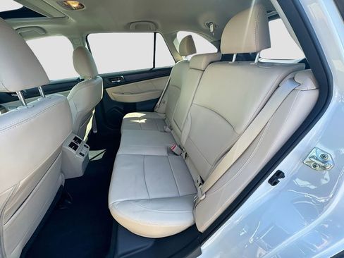 Used 2019 Subaru Outback 3.6R Limited image 32