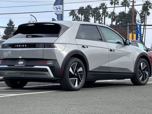 New 2026 Hyundai Ioniq 5 SEL image 6
