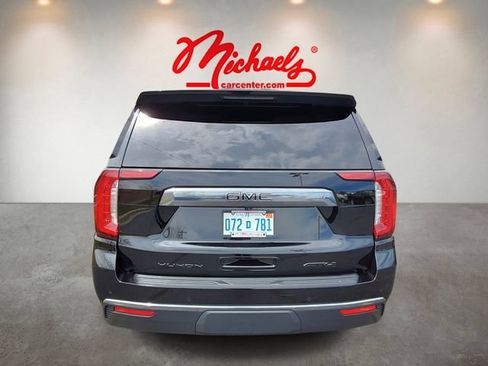 Used 2024 GMC Yukon AT4 w/ Technology Package AWD/4WD image 6