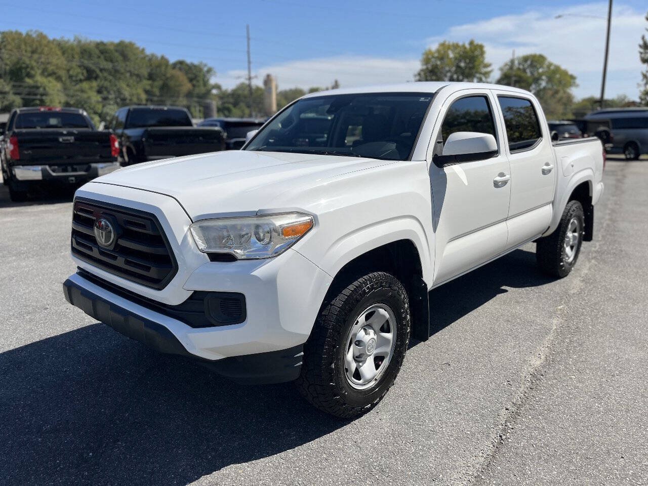 Used 2019 Toyota Tacoma SR w/ SR Convenience Package RWD image 23