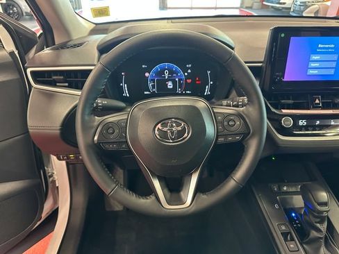 Certified 2026 Toyota Corolla Cross LE w/ Moonroof Package AWD/4WD image 18