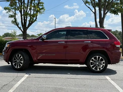 Used 2017 Jeep Grand Cherokee Overland AWD/4WD image 5