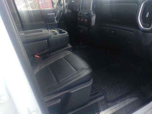 Used 2020 Chevrolet Silverado 2500 LT w/ Convenience Package image 16