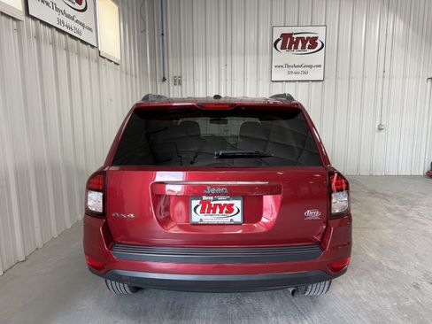 Used 2017 Jeep Compass Sport w/ Power Value Group AWD/4WD image 4