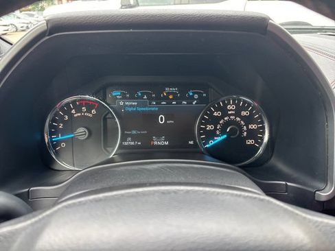 Used 2018 Ford F150 Platinum w/ Equipment Group 701A Luxury AWD/4WD image 28