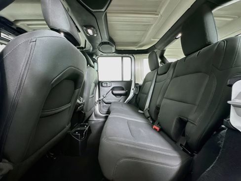 Used 2018 Jeep Wrangler Unlimited Sport AWD/4WD image 26