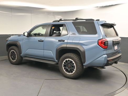 Used 2025 Toyota 4Runner TRD Off-Road image 6