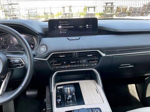 Used 2024 MAZDA CX-90 Plug-In Hybrid w/ Premium Pkg AWD/4WD image 6