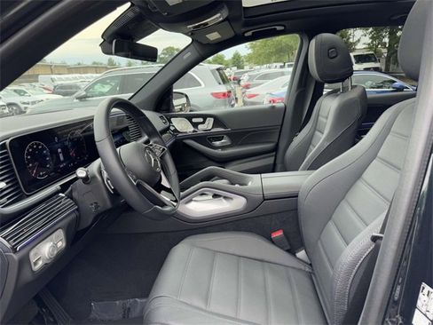 Used 2025 Mercedes-Benz GLE 580 4MATIC image 4