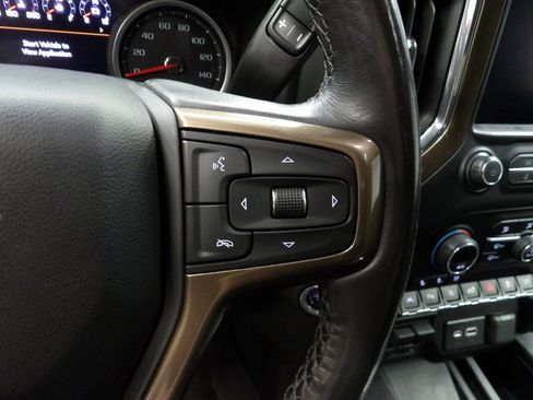 Used 2021 Chevrolet Silverado 1500 High Country w/ Technology Package image 56