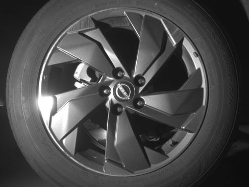 Used 2025 Nissan Rogue SV image 15