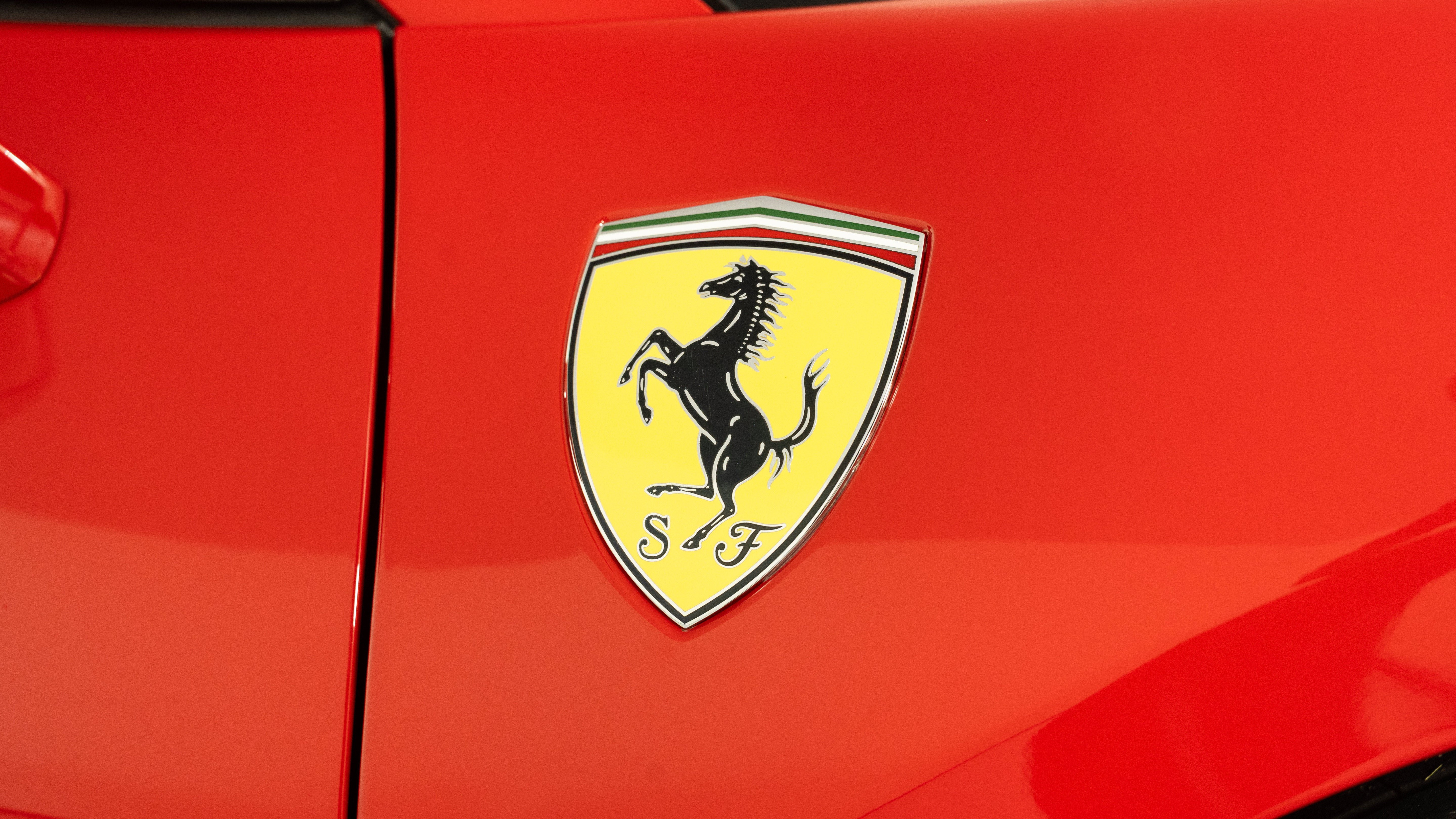 Certified 2021 Ferrari F8 Tributo RWD image 14