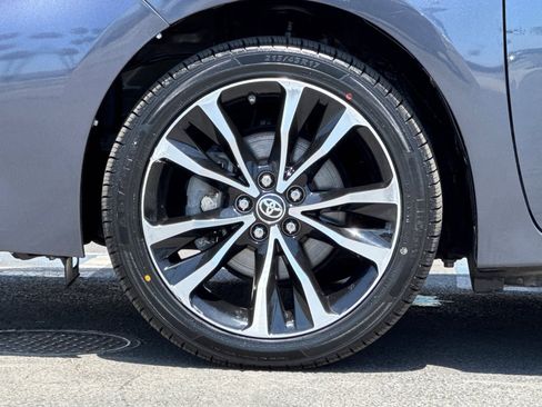 Used 2018 Toyota Corolla SE FWD image 24