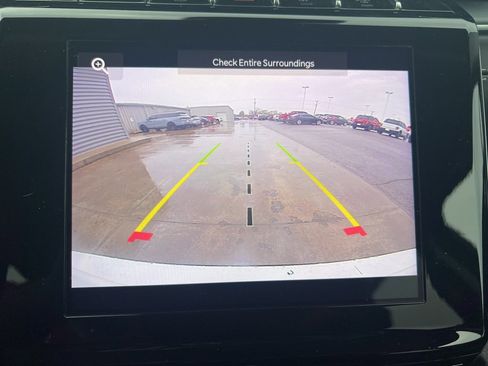 Used 2023 Jeep Grand Cherokee L Laredo image 17