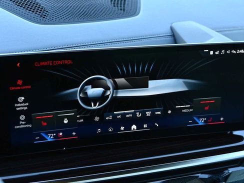 New 2026 BMW X5 xDrive50e w/ Premium Package image 9