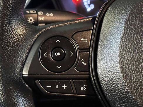 Certified 2021 Toyota Corolla LE image 20