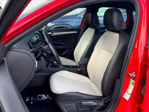 Used 2020 Volkswagen Jetta R-Line image 7