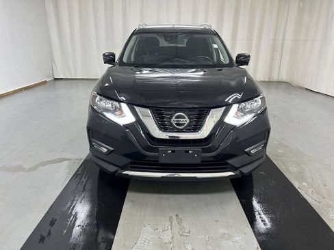 Used 2020 Nissan Rogue SV w/ Sun & Sound Touring Package AWD/4WD image 3