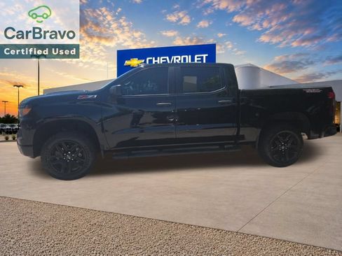 Used 2023 Chevrolet Silverado 1500 Custom Trail Boss AWD/4WD image 4